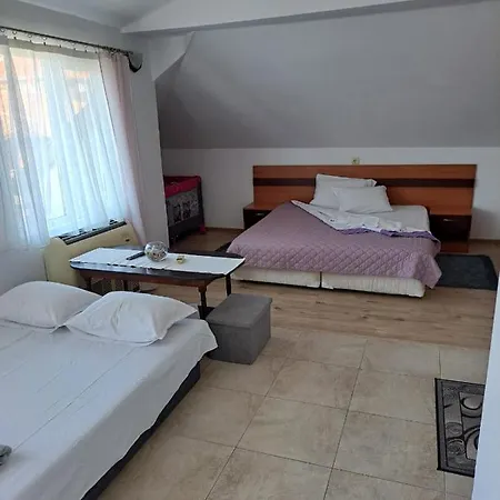 Liliya Nyaraló Szozopol