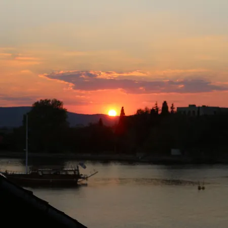 Nyaraló Liliya Szozopol