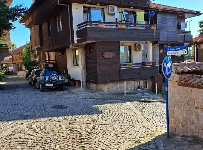 лилия Ваканционна къща *